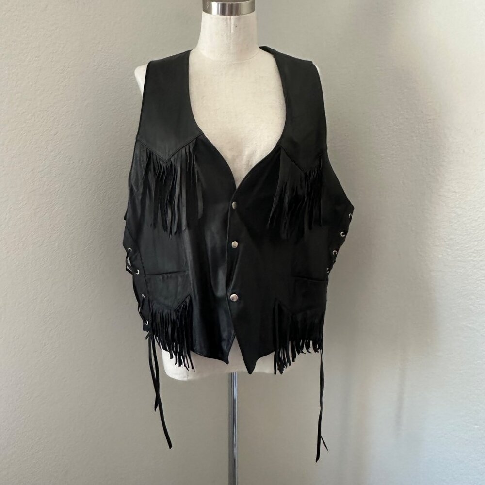 Maria's Unisex Fringe Biker Vest Side Lacing Snap Front Pockets Minimalist Black